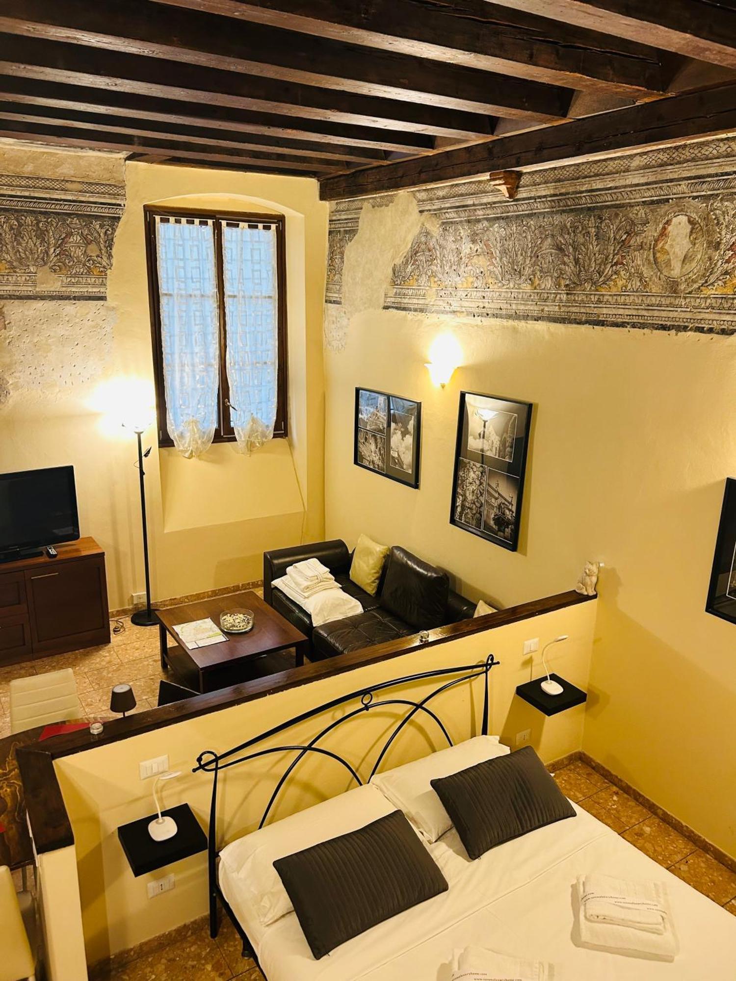 דירות ורונה Palazzo Duomo מראה חיצוני תמונה
